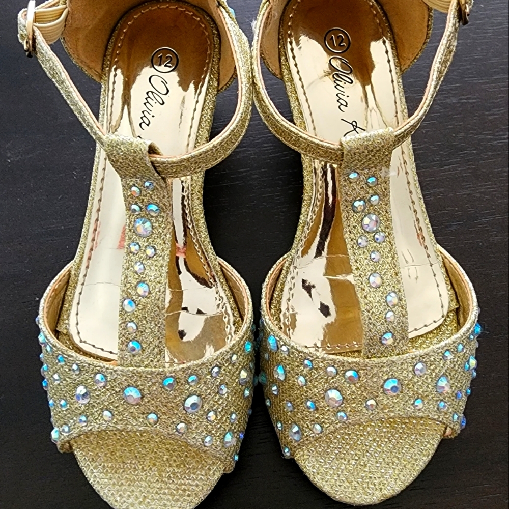 Olivia girls size 12 dress shoes gold